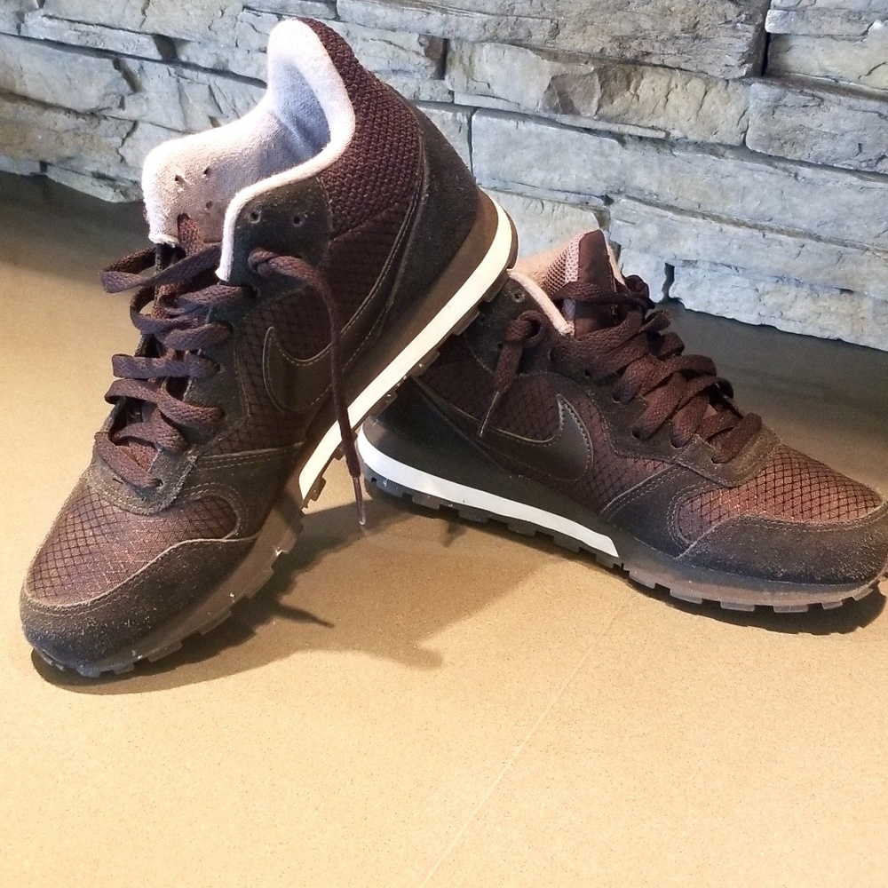 Nike black shoes